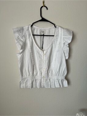 Lee White Ruffle Sleeve Button-Front Blouse